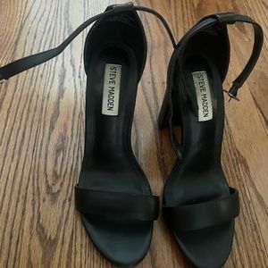Steve madden black heeled sandal